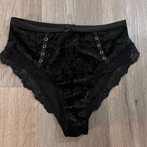 KILLSTAR- high rise underwear